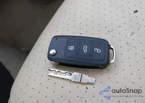 2014 Volkswagen Jetta 1.8T Se from USA, damaged, VIN 3VWD17AJ9EM220852